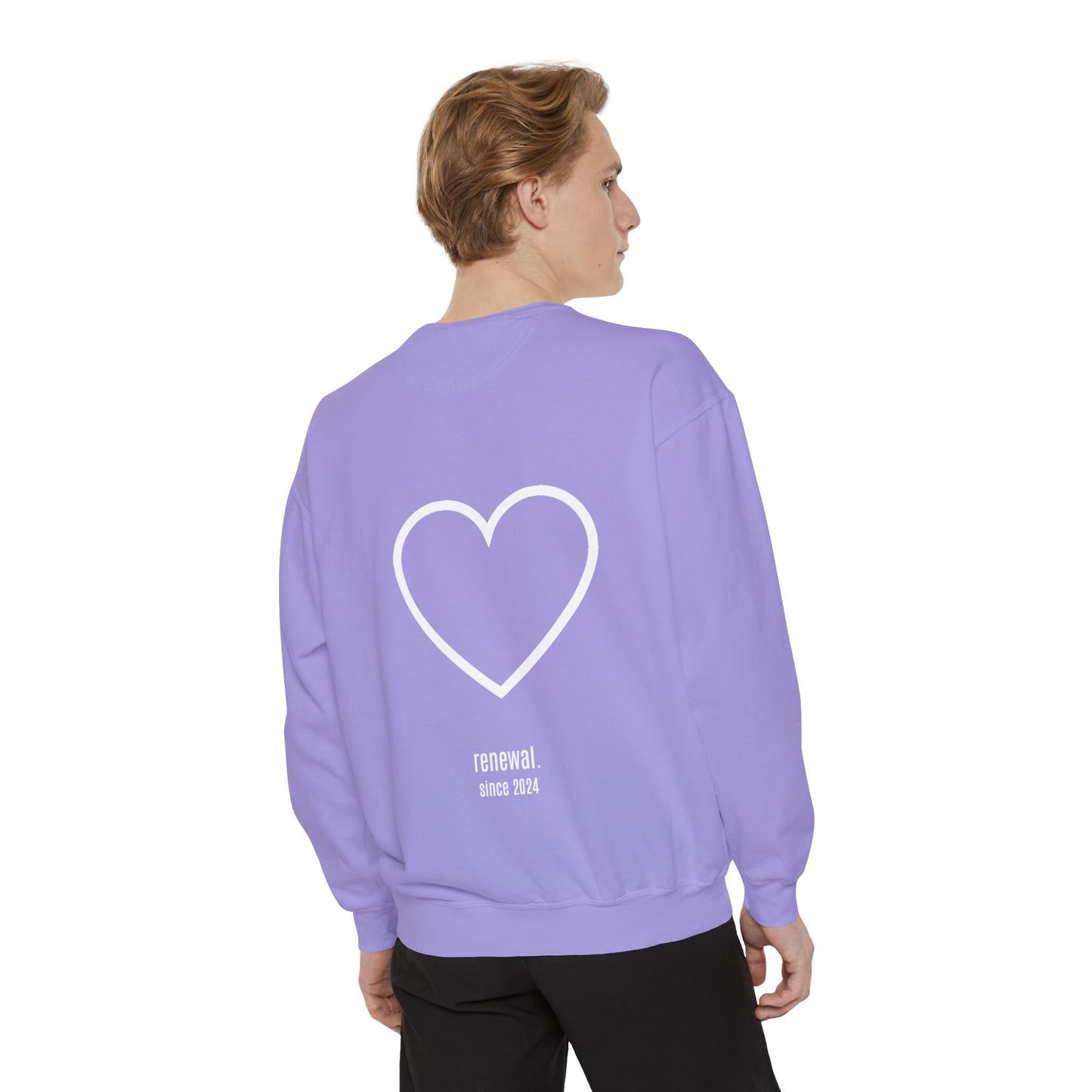 love Crewneck/Sweatshirt